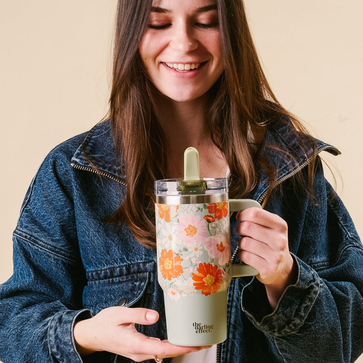 Bouquet Beauty Sage 20 oz Lifestyle Flip Straw Tumbler