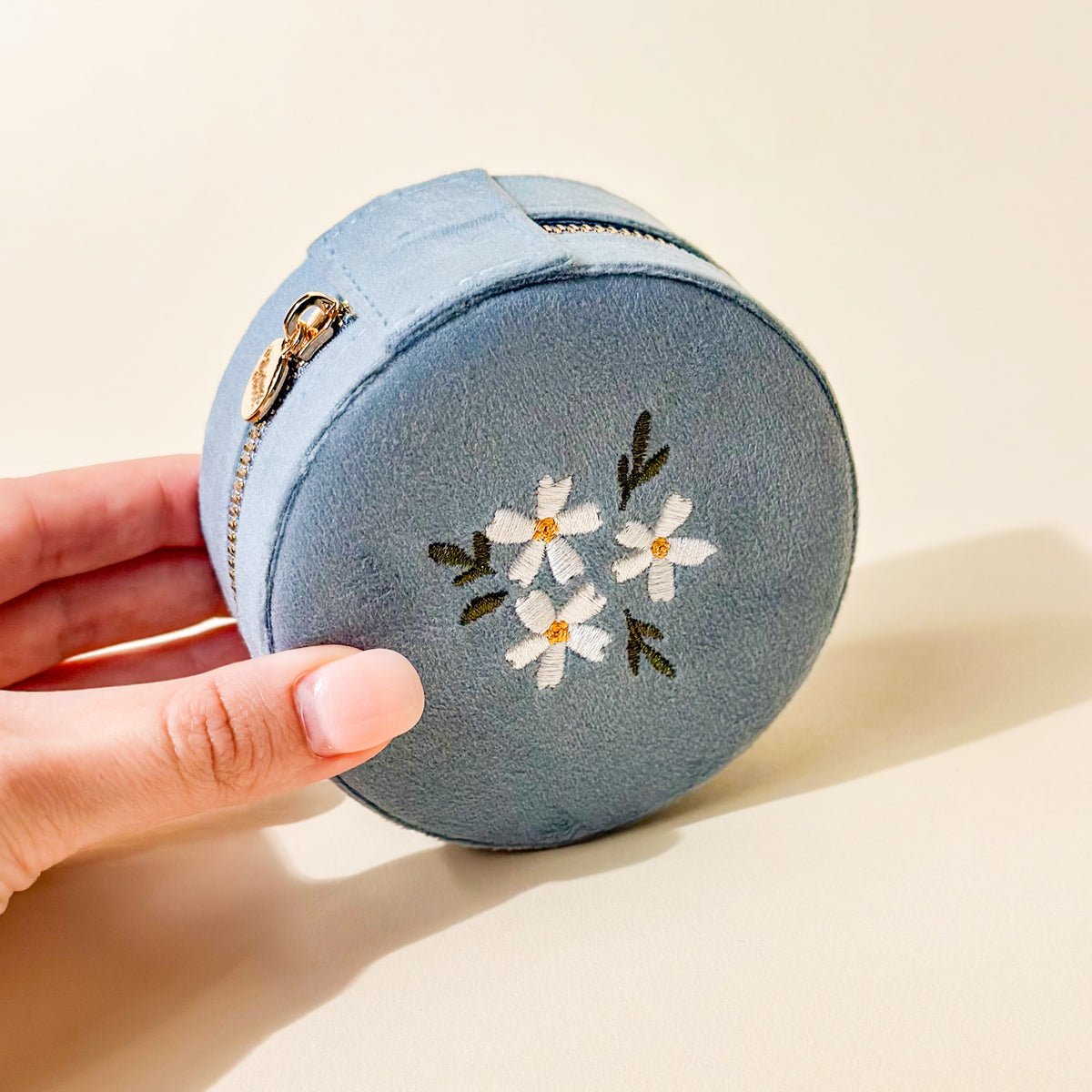 Floral Misty Blue Round Velvet Jewelry Case