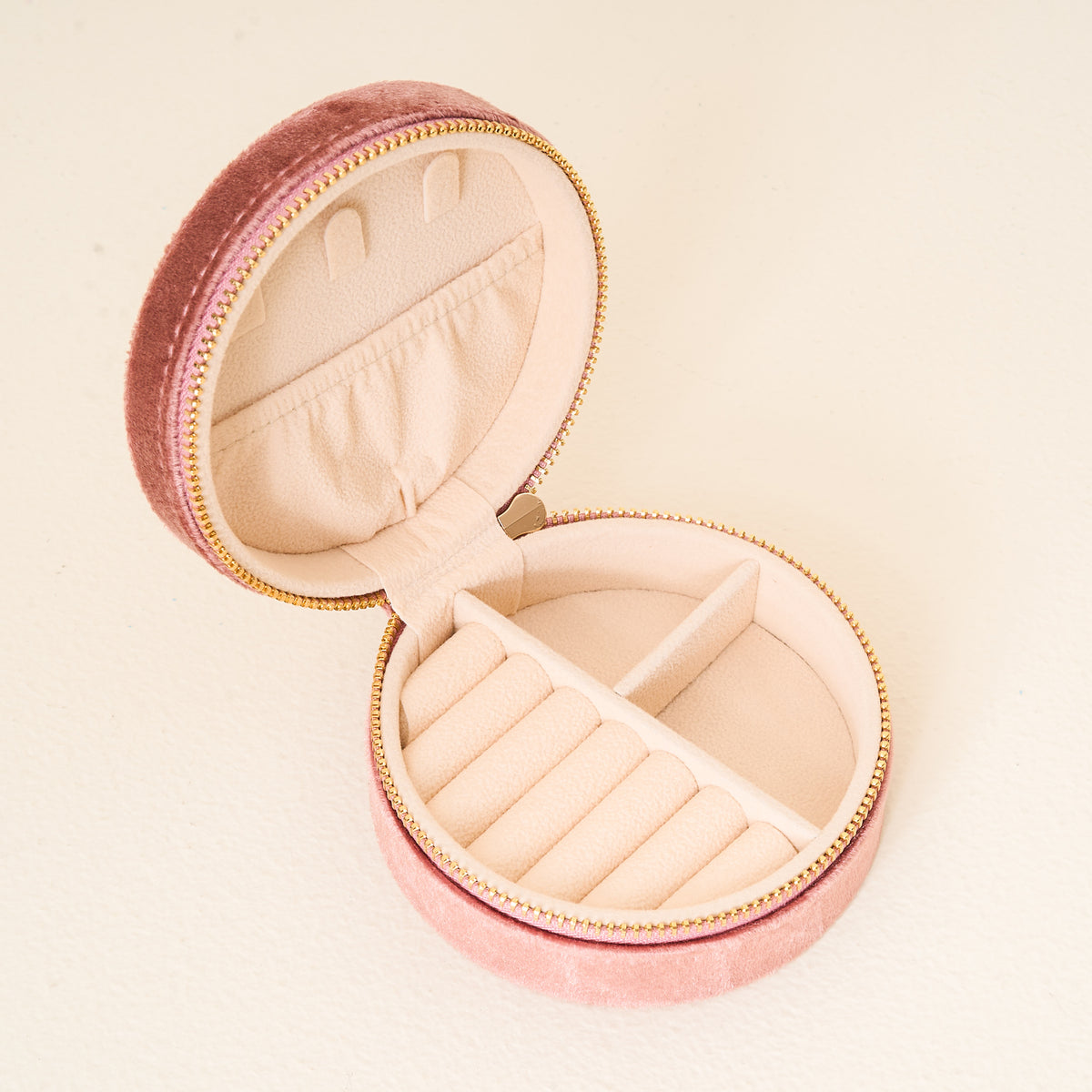 Floral Rose Round Velvet Jewelry Case