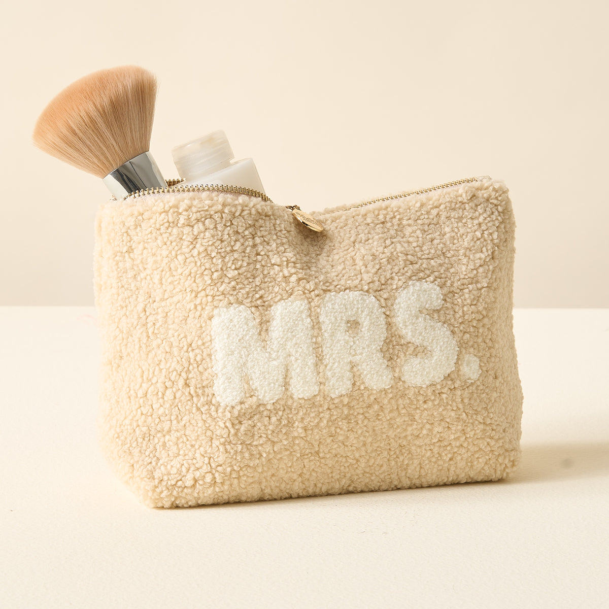 Mrs Teddy Pouch