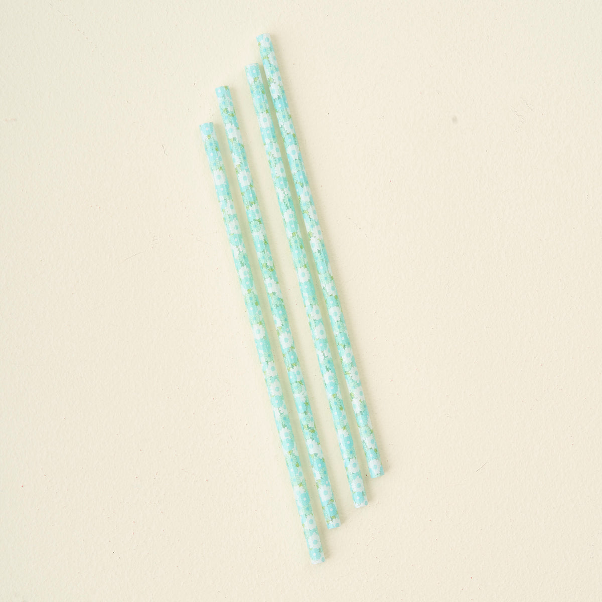 Daisy Craze Aqua 40 oz Tumbler Straw Set