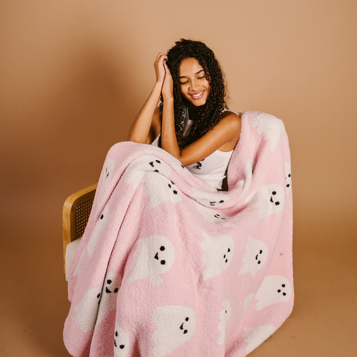 Boo Crew Cozy Dreams Luxe Blanket
