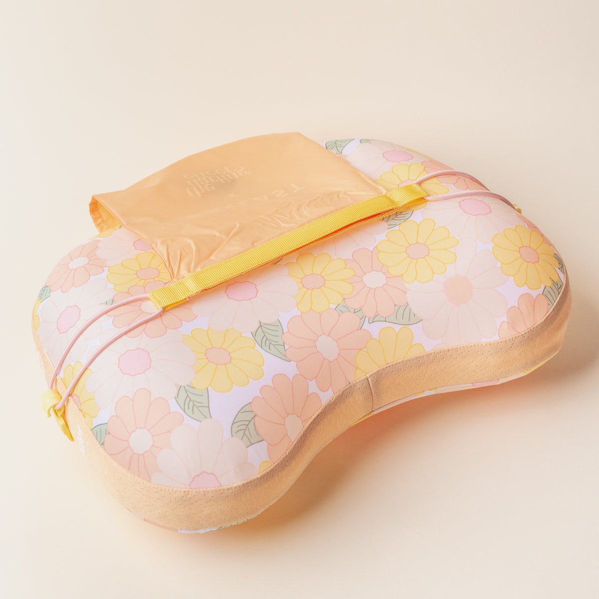 Daisy Craze Peach Ballast Beach Pillow