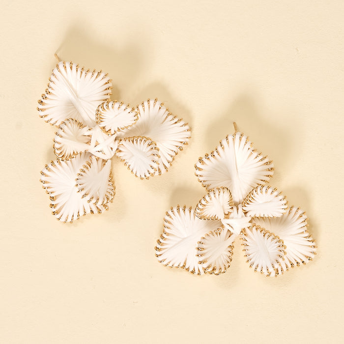 White Main Character Earrings