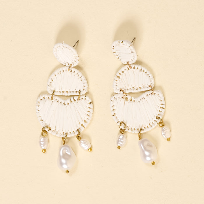 White Pearl Affair Earrings