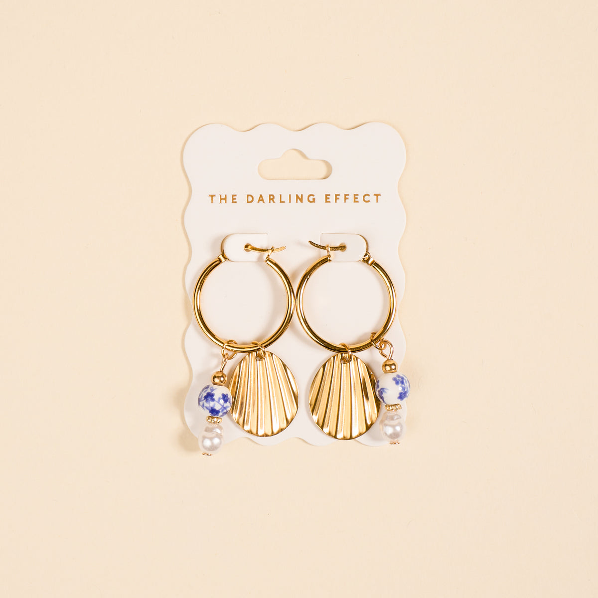 Shell Belle Signature Hoop Earrings