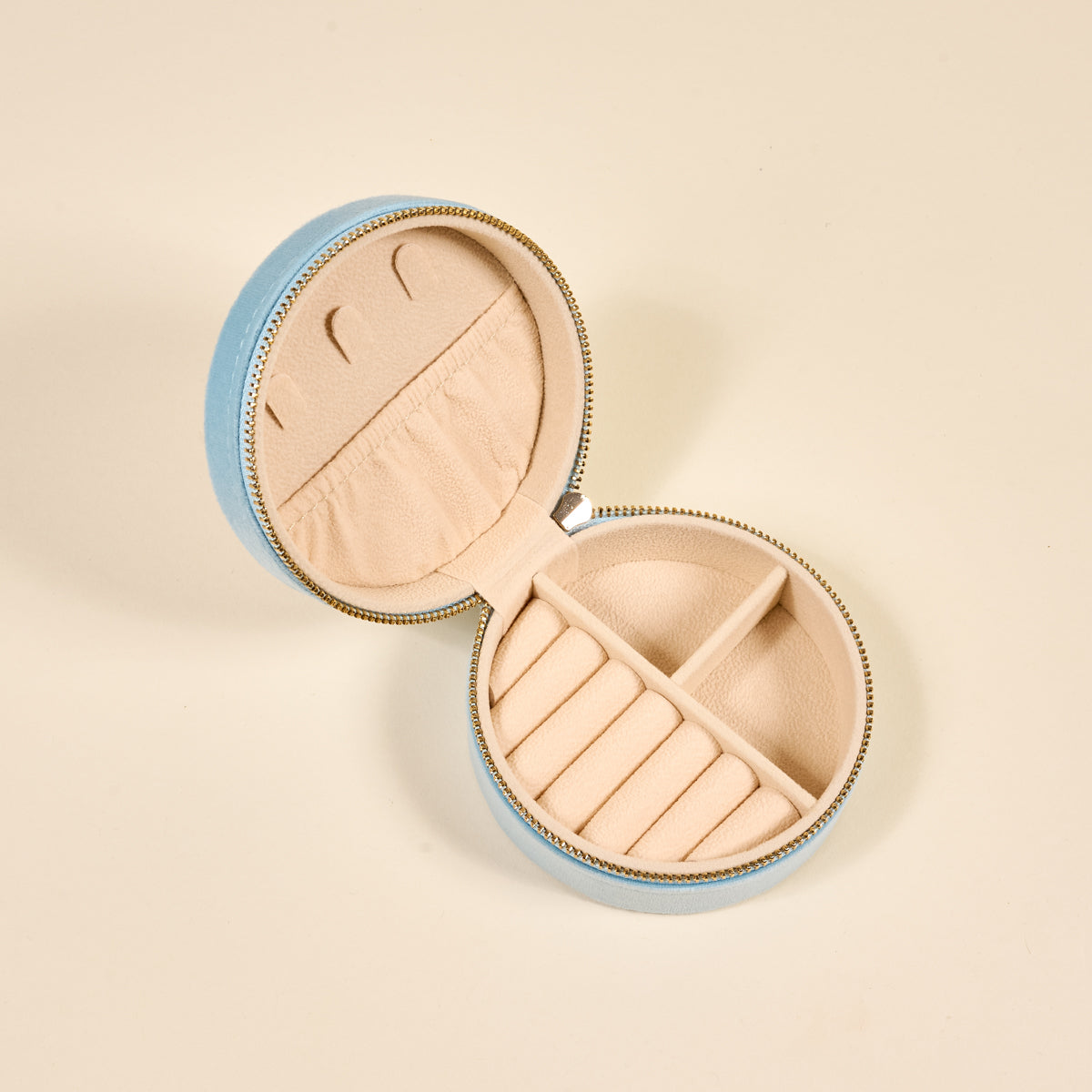 Fruit Market Round Velvet Jewelry Case