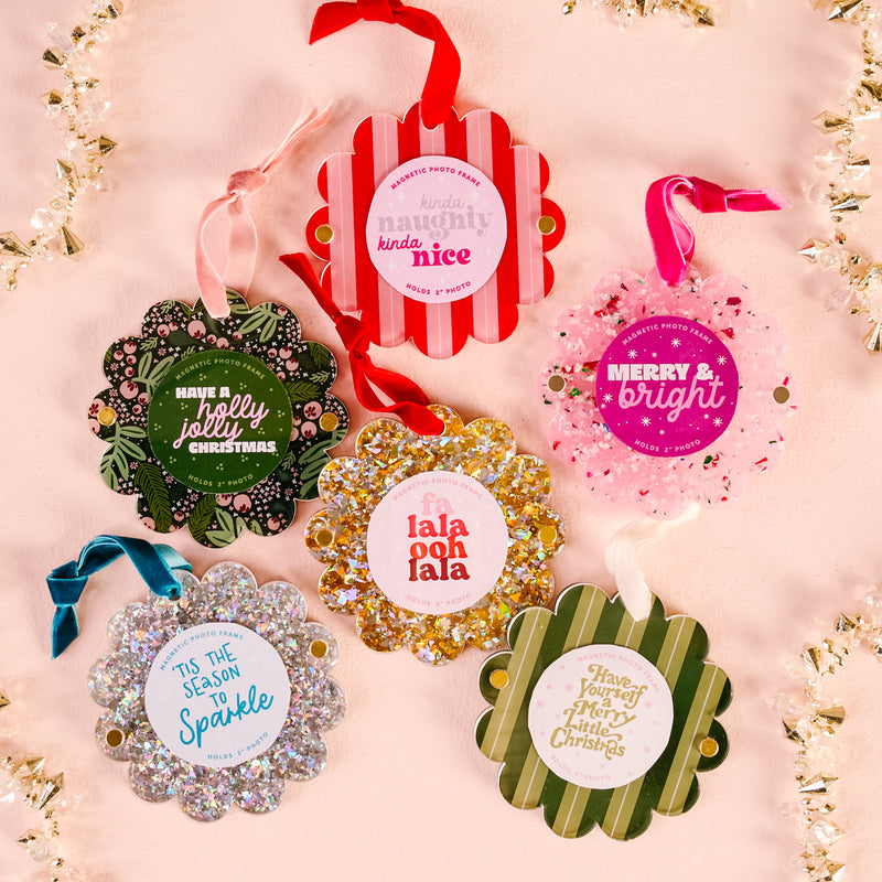 Evergreen Stripes Scalloped Round Picture Frame Ornament