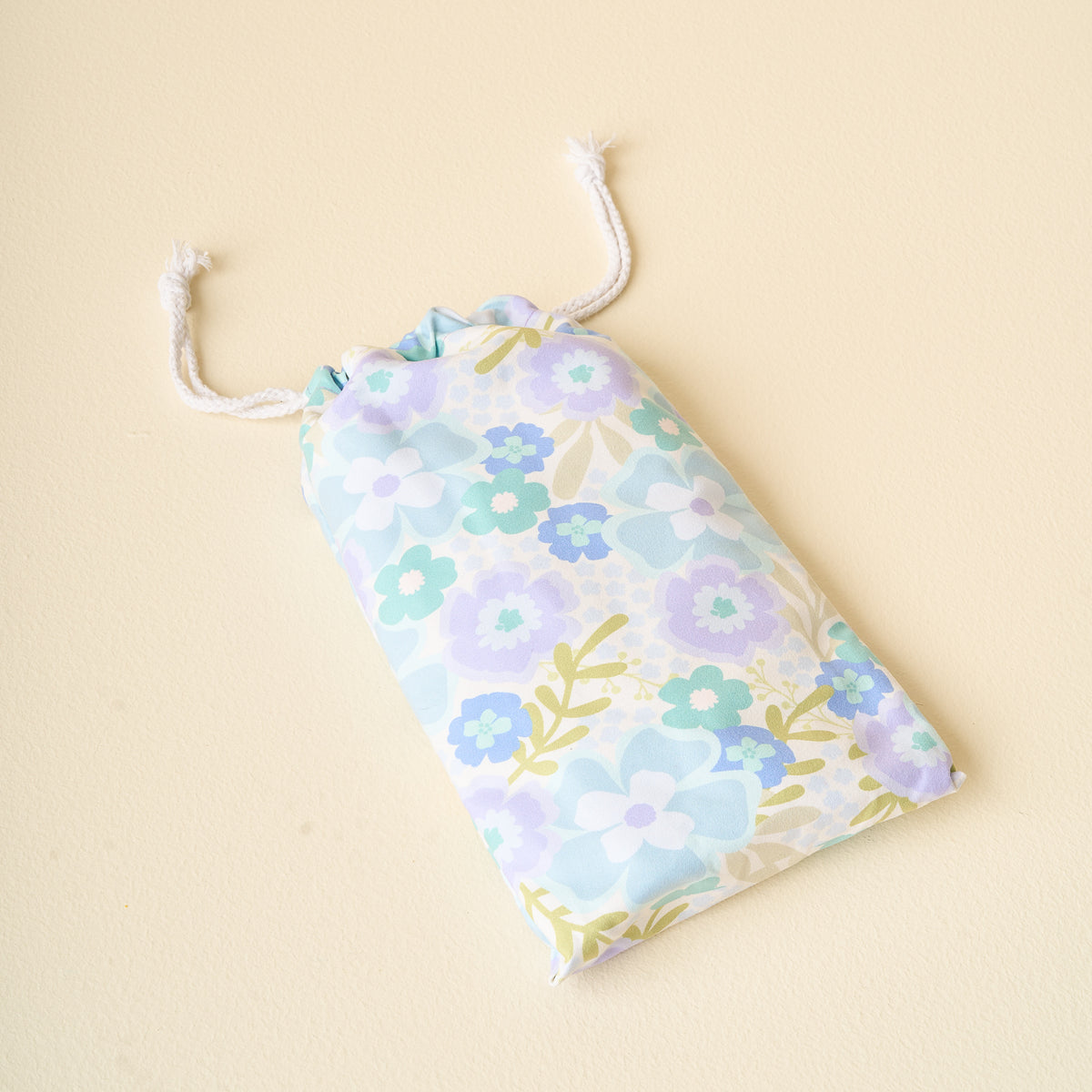 Beyond Blooms Blue Green XL Quick-Dry Beach Towel