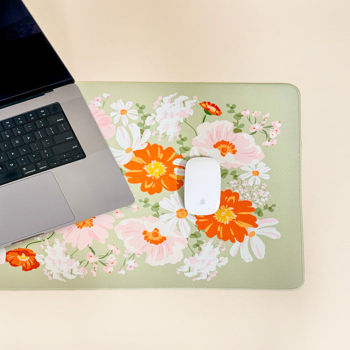 Bouquet Beauty Sage Style Station Desk Mat