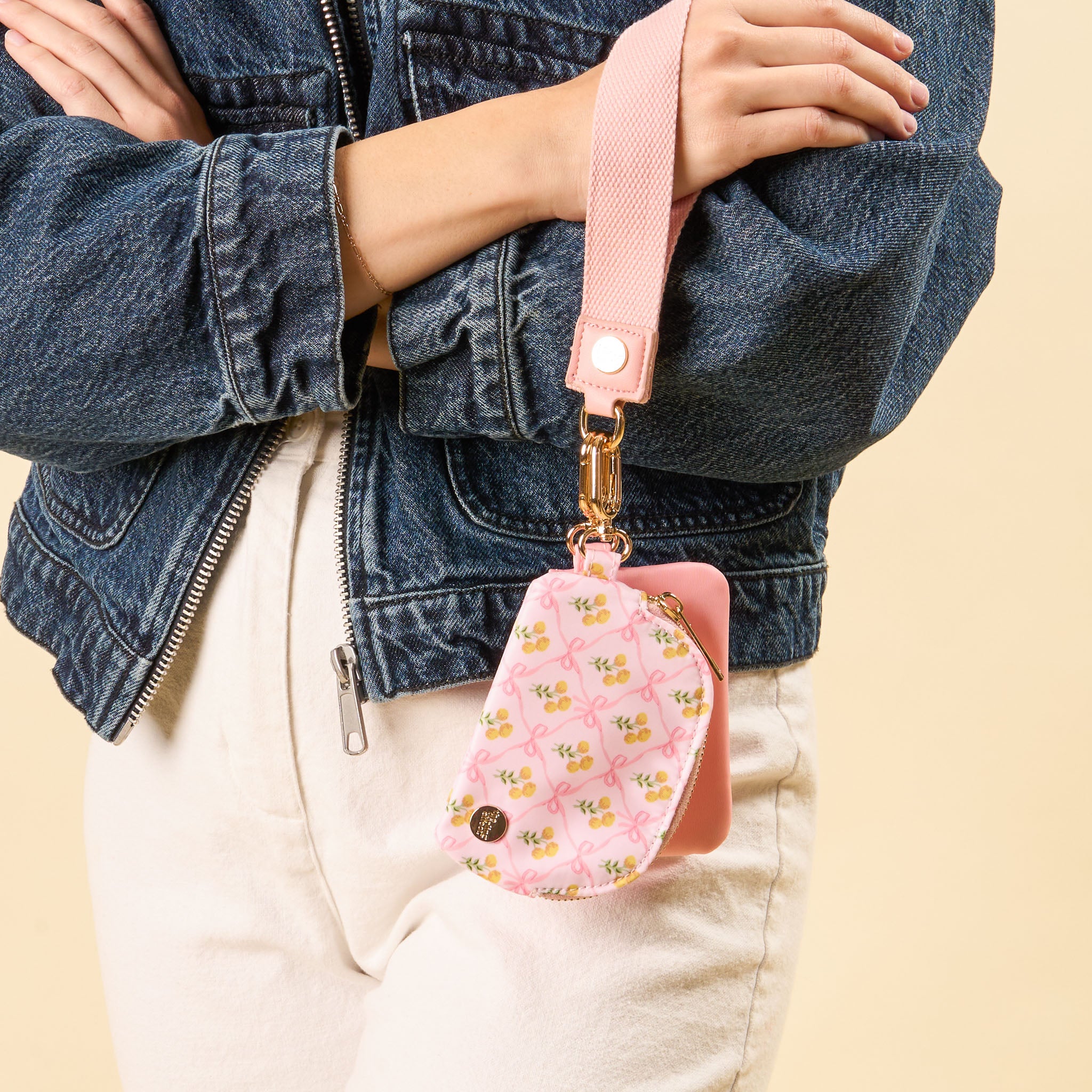 Marigold Lane Pink Dynamic Duo Pouch Wristlet – The Darling