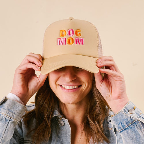 Dog Mom Trucker Hat – The Darling Effect display picture 1