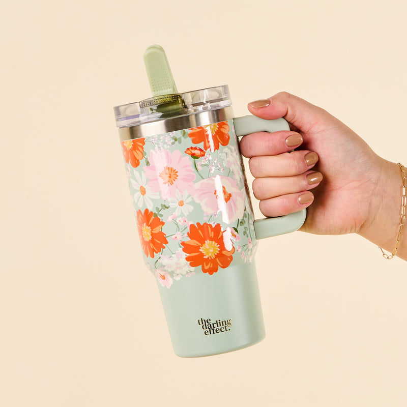 Bouquet Beauty Sage 20 oz Lifestyle Flip Straw Tumbler