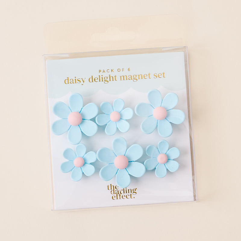 Blue Daisy Delight Magnet Set