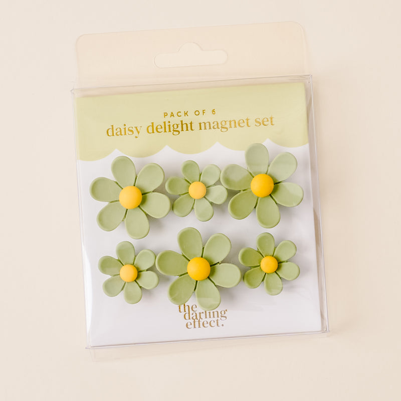 Green Daisy Delight Magnet Set