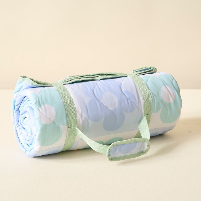 Flower Check Blue On-the-Go Quilted Blanket