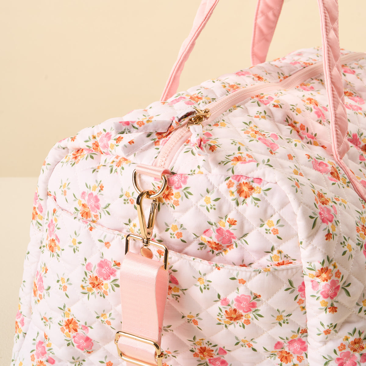 Endless Daydream Cream On-the-Go Quilted Weekender Bag