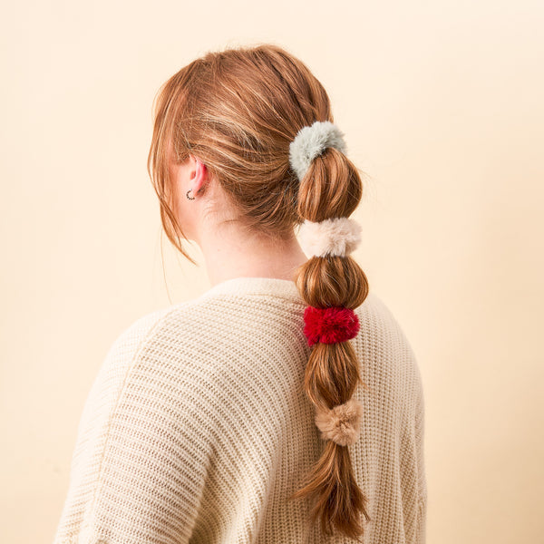 Chill Faux Fur Scrunchie Set