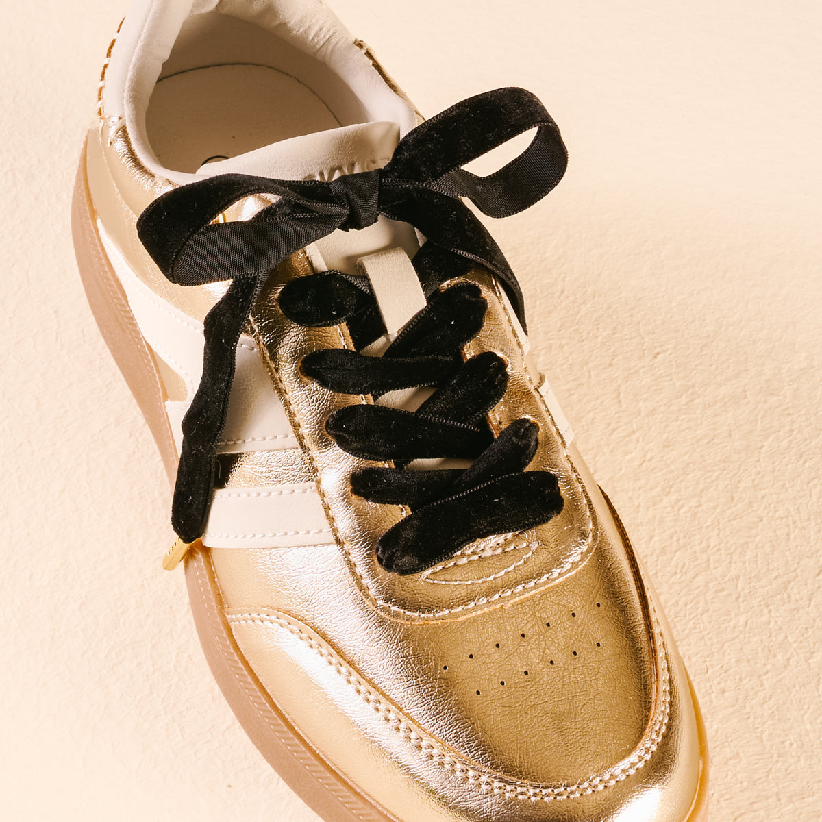 Velvet Black Step It Up Shoelaces