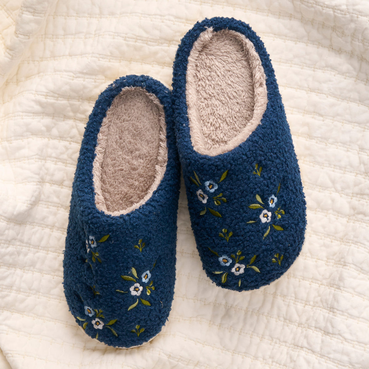 Dainty Floral Navy Fuzzy Slippers