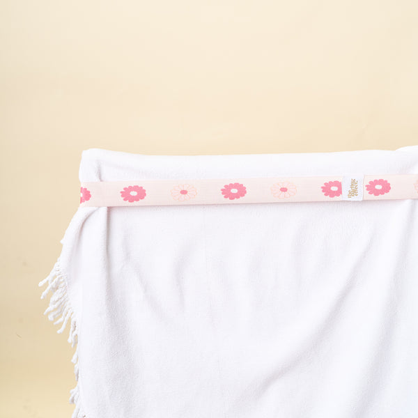 Put Towel Band-Darling Daisy Hot Pink Stay