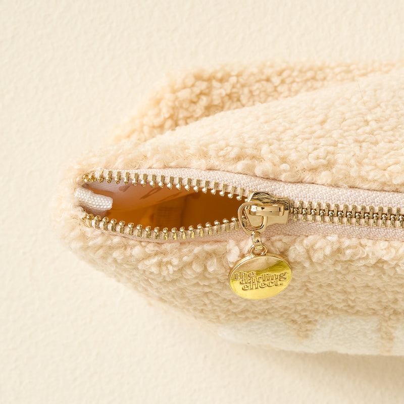 Mrs Teddy Pouch