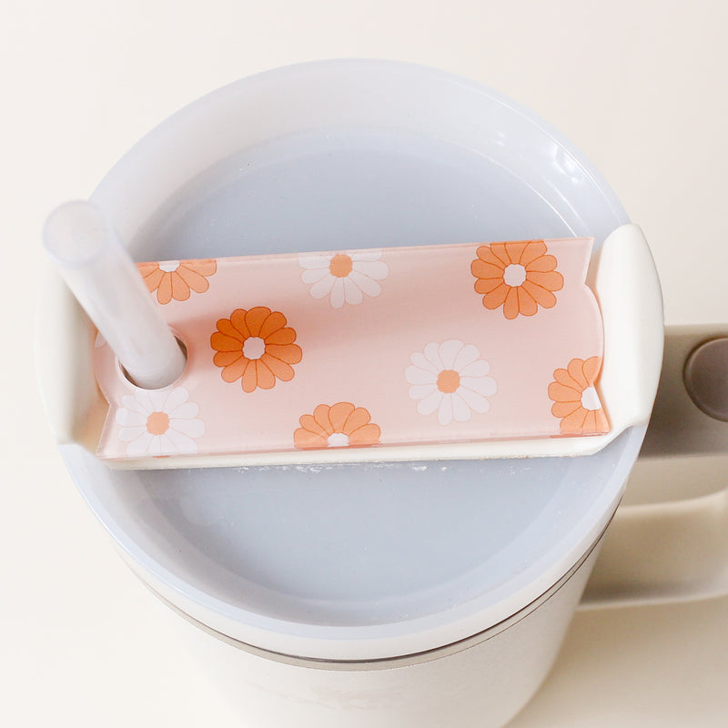 Darling Daisy Tan Tumbler Lid Tag