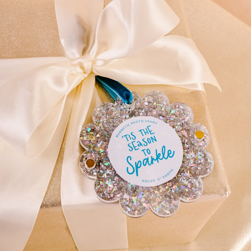 Silver Glitter Scalloped Round Picture Frame Ornament