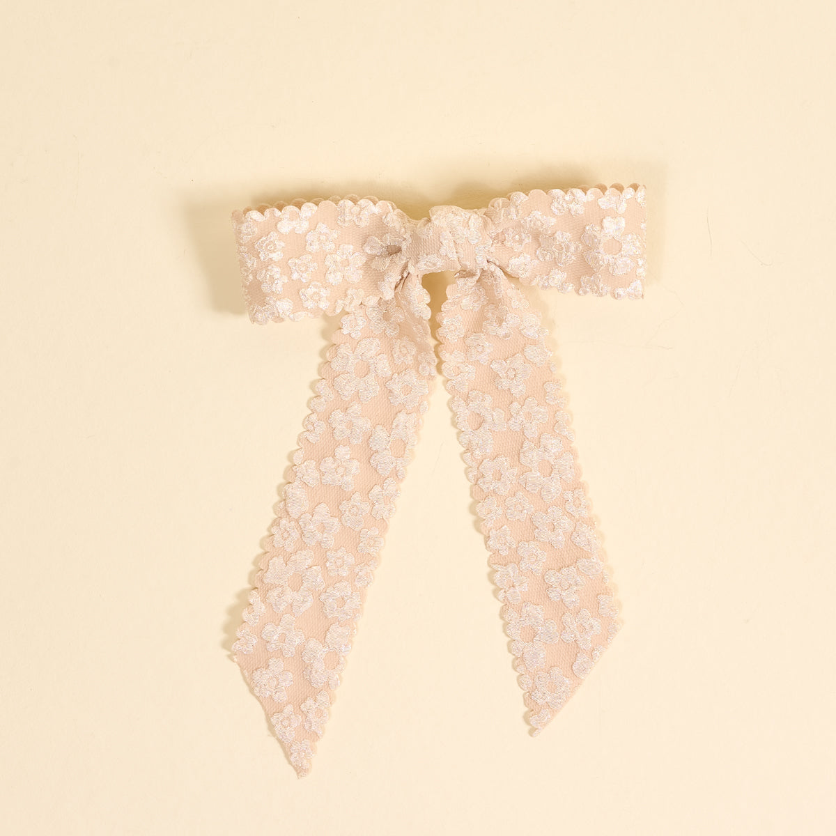 Champagne Flower Scallop Hair Bow
