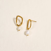 Dainty Drift Standout Earrings