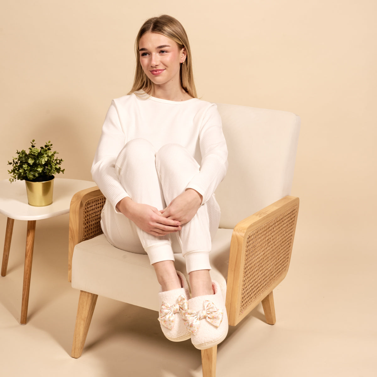 Betty Bow Endless Daydream Cream Fuzzy Slippers