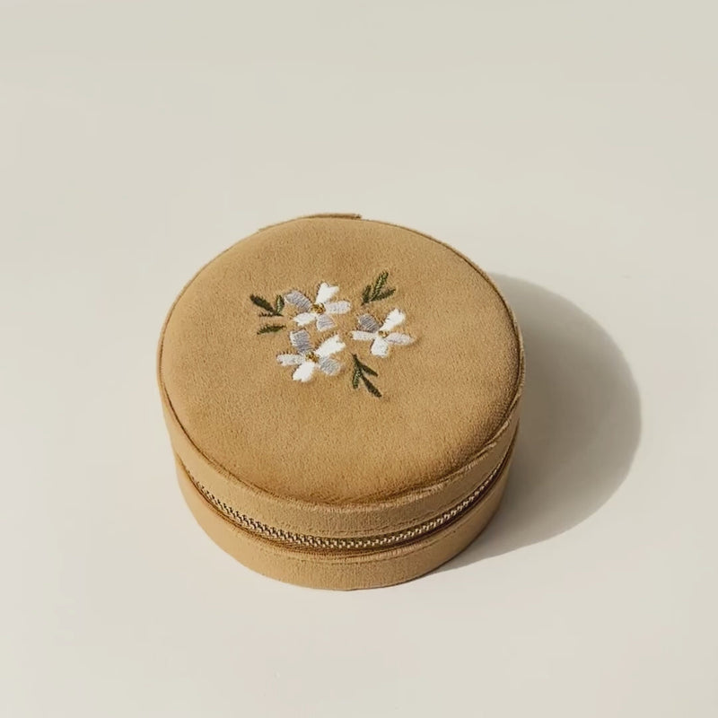 Gold Round Velvet Jewelry Case