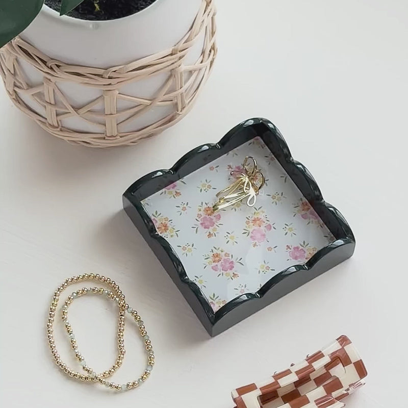 Endless Daydream Cream Scallop Trinket Tray