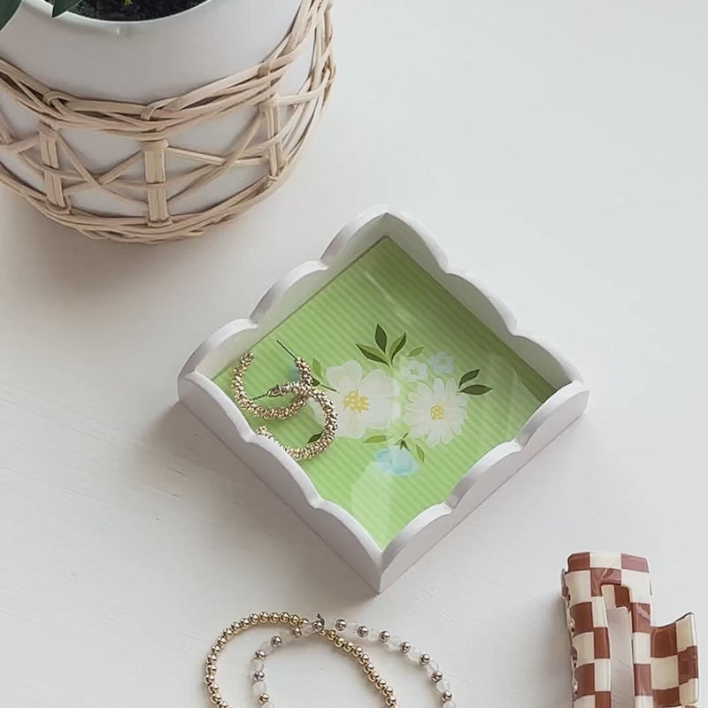 Dainty Floral Green Scallop Trinket Tray