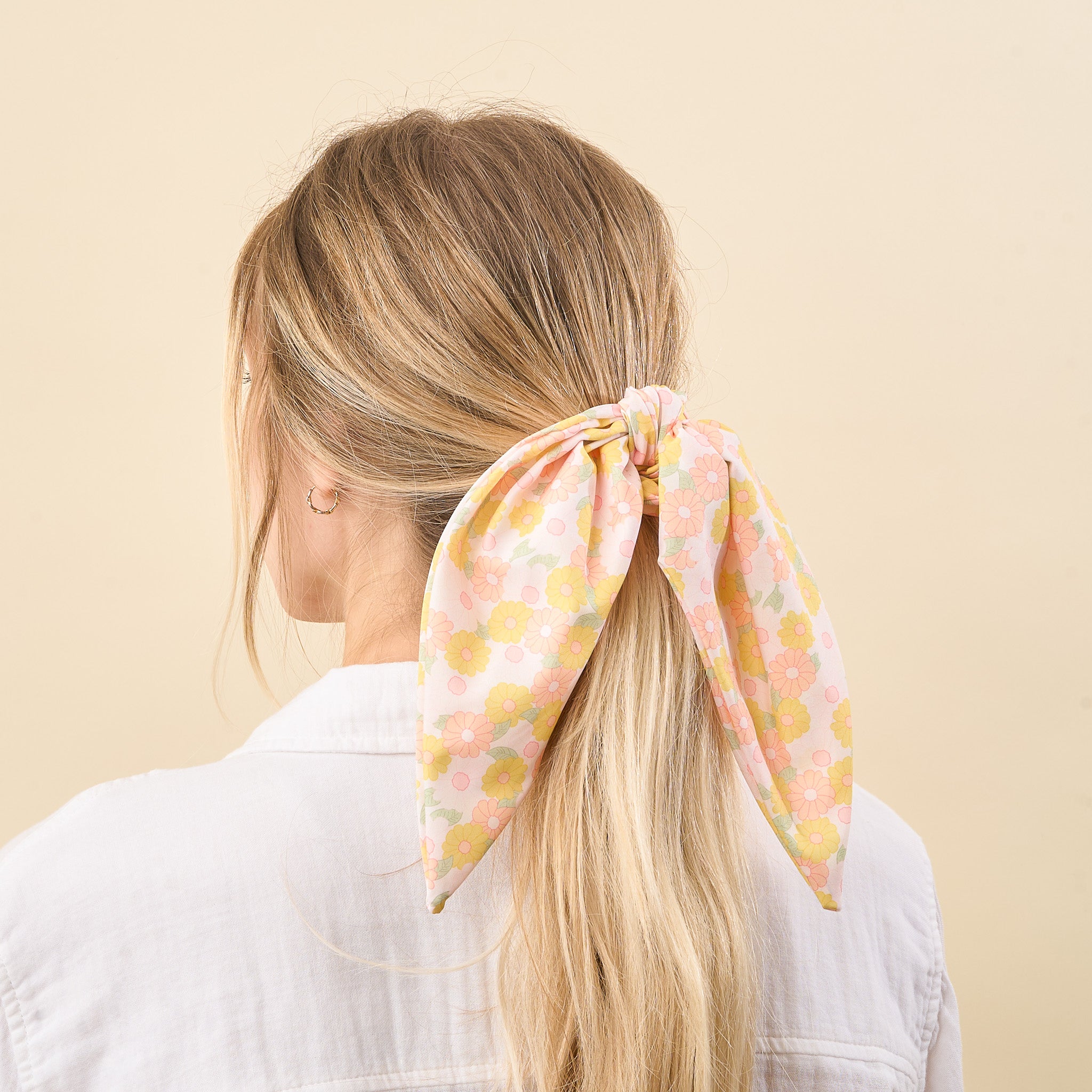 Daisy Craze Floral Hair Scarf