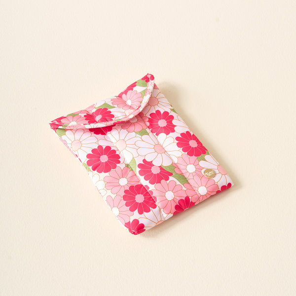 Daisy Craze Hot Pink Kindle Sleeve