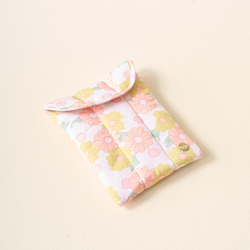 Daisy Craze Peach Kindle Sleeve