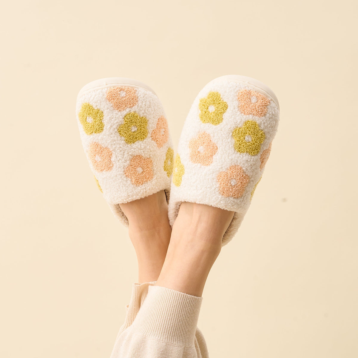 Peach Flower Fuzzy Slippers