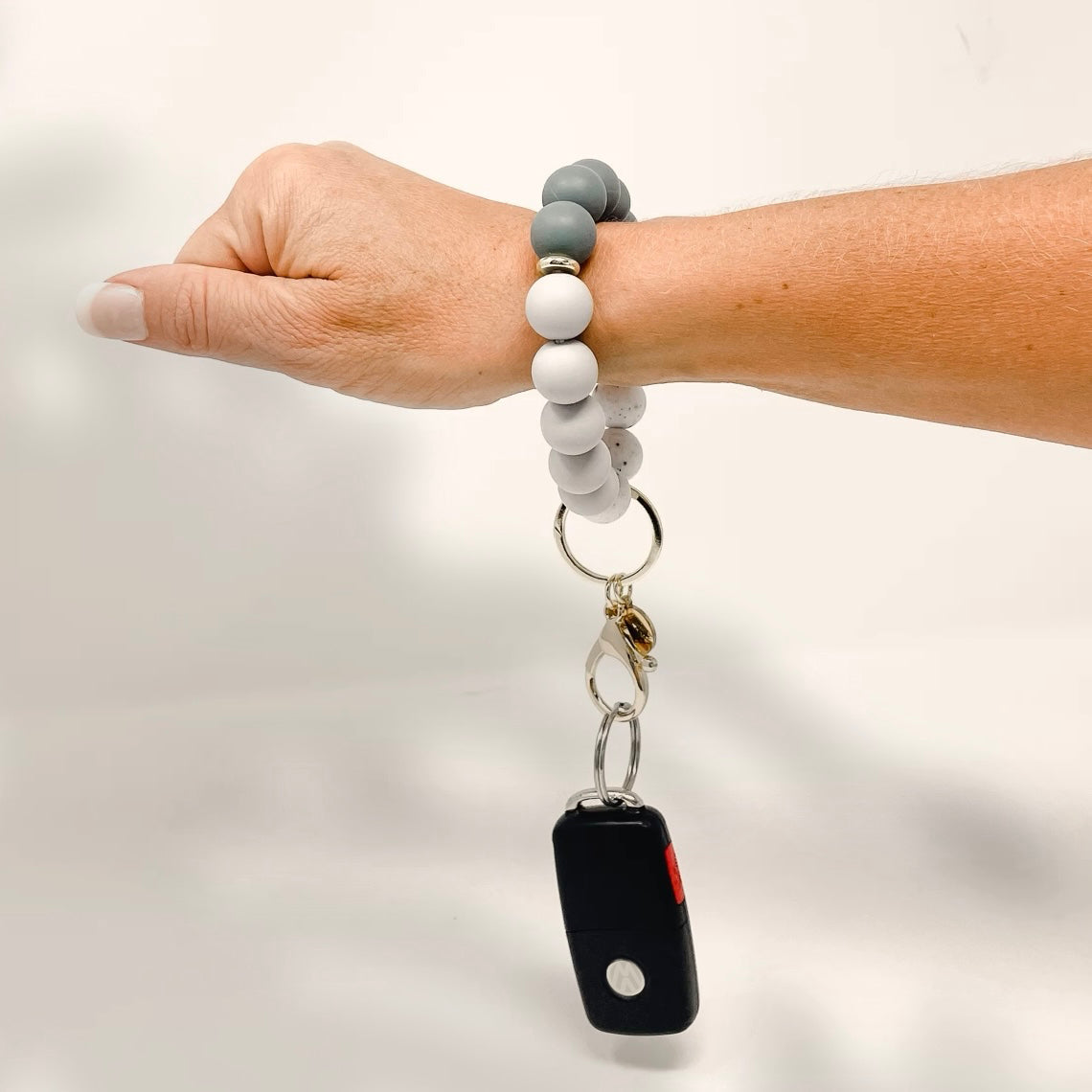 Hands-Free Silicone Beaded Keychain Wristlet - Simply Gray